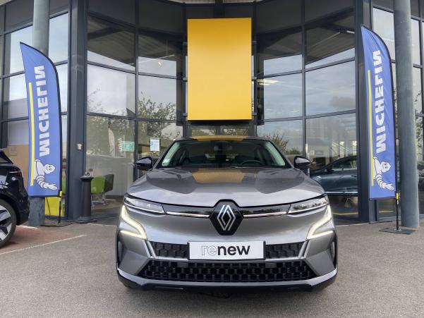Vente en ligne Renault Megane E-Tech  EV40 130ch standard charge au prix de 35 490 €
