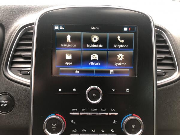 Vente en ligne Renault Grand Scenic 4 Grand Scenic Blue dCi 120 au prix de 20 500 €