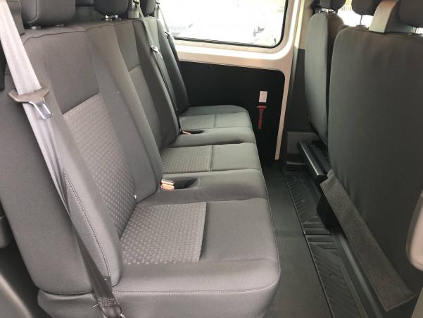 Vente en ligne Ford Transit Custom  300 L2H1 2.0 ECOBLUE 130 au prix de 42 000 €