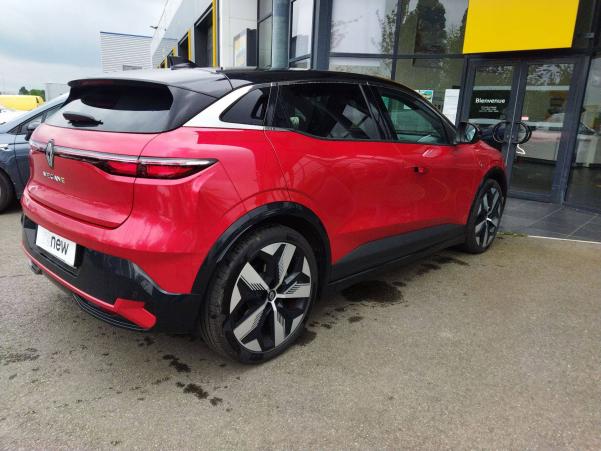 Vente en ligne Renault Megane E-Tech  EV60 220 ch super charge au prix de 42 990 €