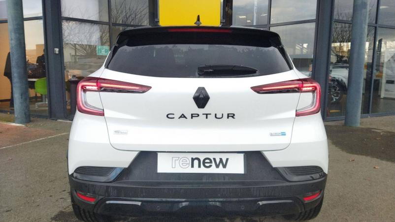 Vente en ligne Renault Captur  E-Tech 145 au prix de 28 890 €
