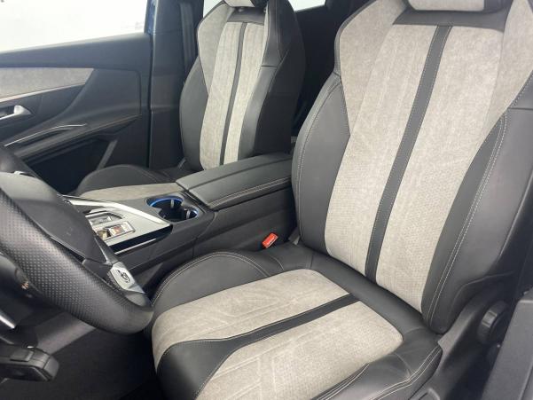 Vente en ligne Peugeot 3008  Hybrid 225 e-EAT8 au prix de 36 990 €