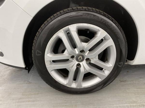 Vente en ligne Renault Clio 4 Clio dCi 75 Energy E6C au prix de 11 790 €