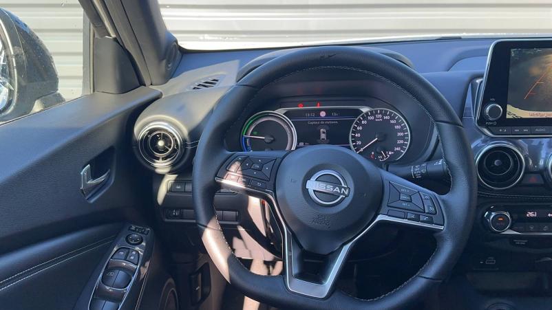 Vente en ligne Nissan Juke Juke HYBRID 143 au prix de 32 350 €