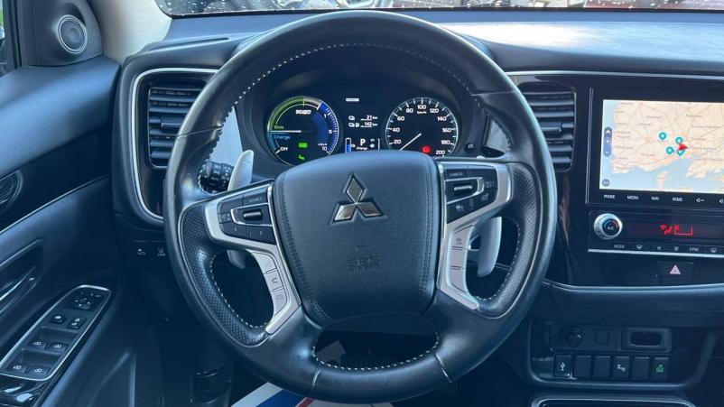 Vente en ligne Mitsubishi Outlander Outlander 2.4l PHEV Twin Motor 4WD au prix de 27 490 €