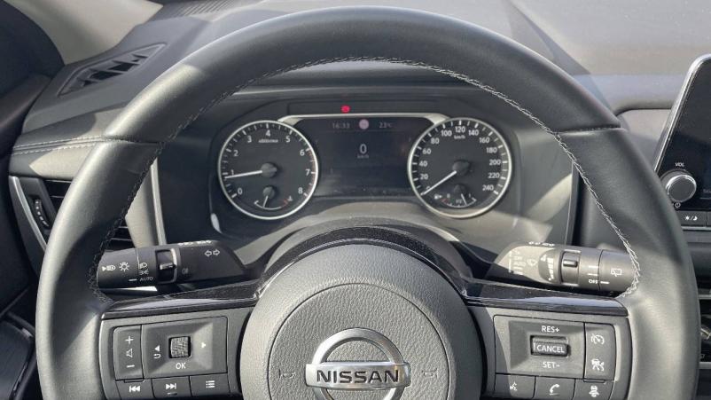 Vente en ligne Nissan Qashqai 2 Qashqai 1.3 DIG-T 140 au prix de 23 990 €