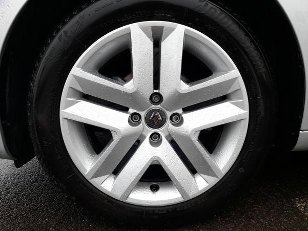 Vente en ligne Renault Clio 5 Clio SCe 65 - 21 au prix de 13 990 €
