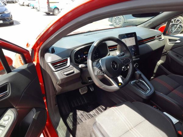 Vente en ligne Renault Clio 5 Clio E-Tech 140 - 21N au prix de 22 990 €