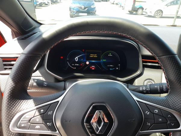 Vente en ligne Renault Clio 5 Clio E-Tech 140 - 21N au prix de 22 990 €