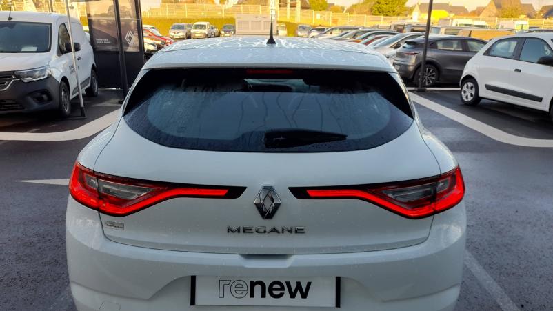 Vente en ligne Renault Megane 4 Mégane IV Berline TCe 100 Energy au prix de 13 990 €