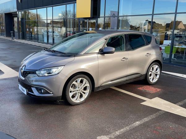 Vente en ligne Renault Scenic 4 Scenic Blue dCi 120 au prix de 16 990 €