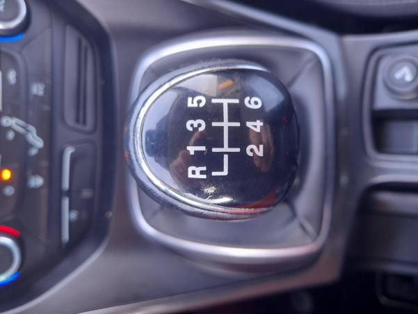 Vente en ligne Ford C-Max  1.5 TDCi 120 S&S au prix de 12 990 €