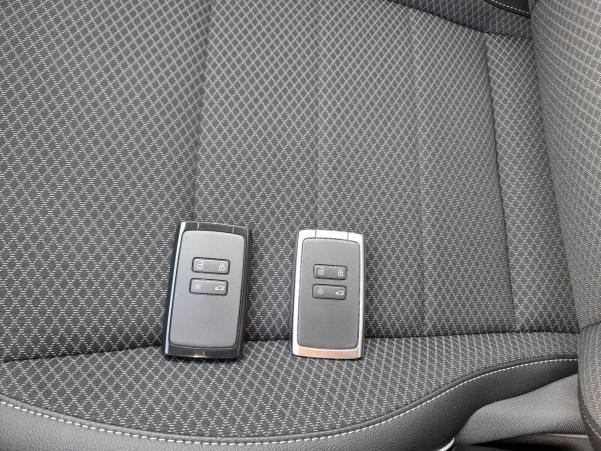 Vente en ligne Renault Arkana  E-Tech 145 - 21B au prix de 30 590 €