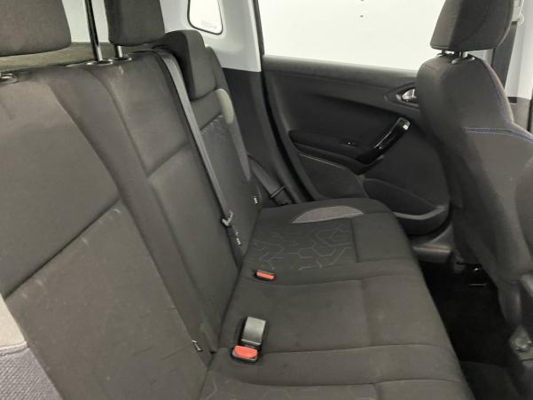 Vente en ligne Peugeot 2008  BlueHDi 100ch S&S BVM5 au prix de 14 990 €