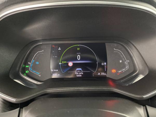 Vente en ligne Renault Clio 5 Clio E-Tech 140 au prix de 23 590 €
