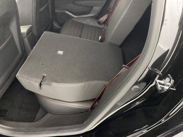 Vente en ligne Renault Clio 5 Clio E-Tech 140 au prix de 23 590 €