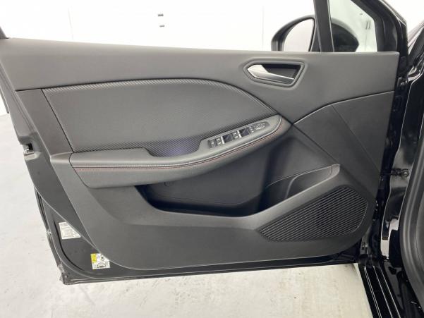 Vente en ligne Renault Clio 5 Clio E-Tech 140 au prix de 23 590 €