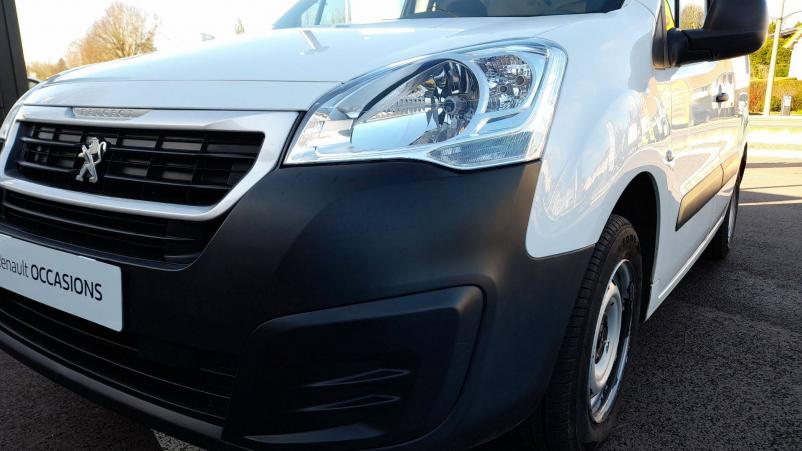 Vente en ligne Peugeot Partner Fourgon  STANDARD 1.6 BLUEHDI 75 BVM5 au prix de 11 590 €