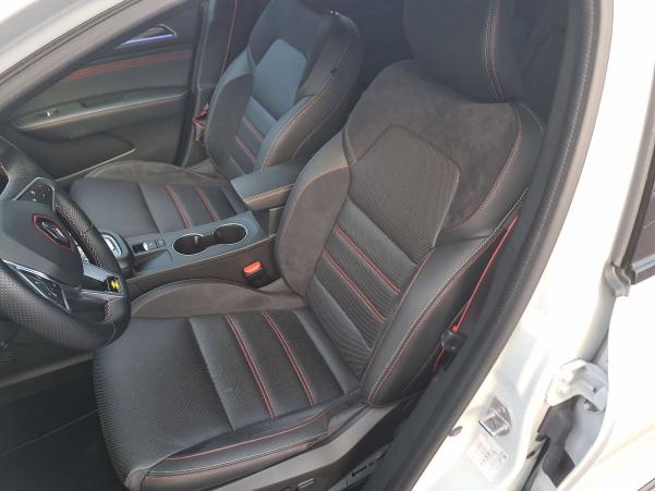 Vente en ligne Renault Arkana  E-Tech 145 - 21B au prix de 32 990 €