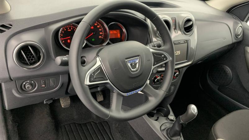 Vente en ligne Dacia Sandero  Blue dCi 95 au prix de 15 490 €