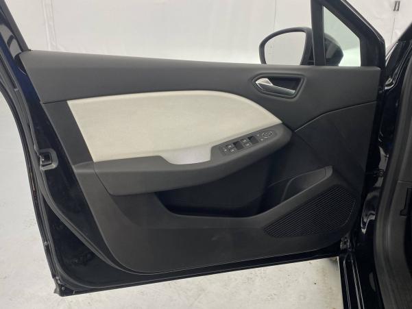 Vente en ligne Renault Clio 5 Clio Blue dCi 100 au prix de 19 490 €