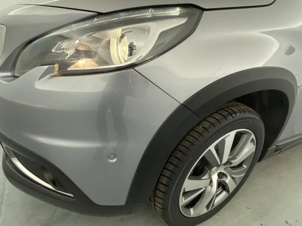 Vente en ligne Peugeot 2008  1.2 PureTech 110ch S&S BVM5 au prix de 13 490 €