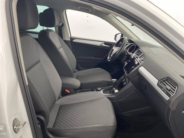Vente en ligne Volkswagen Tiguan  1.4 TSI 150 BMT DSG6 4Motion au prix de 25 490 €