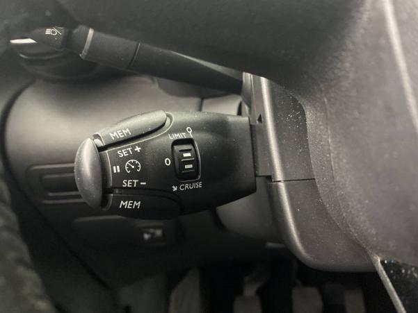 Vente en ligne Citroën C3 Aircross  BlueHDi 100 BVM5 au prix de 14 590 €