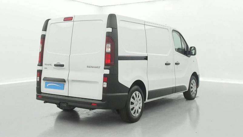 Vente en ligne Renault Trafic 3 Fourgon TRAFIC FGN L1H1 1000 KG DCI 120 au prix de 20 900 €
