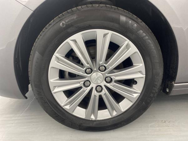 Vente en ligne Peugeot 308  PureTech 130ch S&S BVM6 au prix de 20 290 €