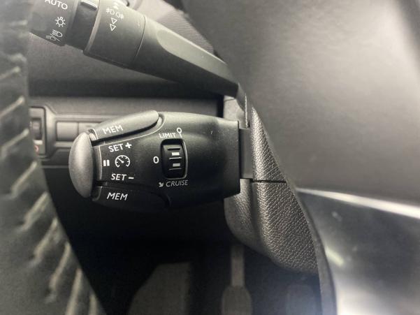 Vente en ligne Peugeot 308  PureTech 130ch S&S BVM6 au prix de 20 290 €