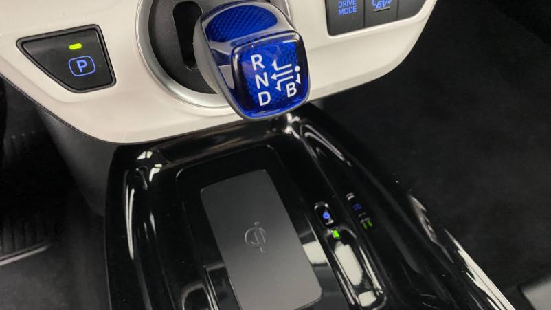Vente en ligne Toyota Prius Prius Hybride Rechargeable au prix de 23 990 €