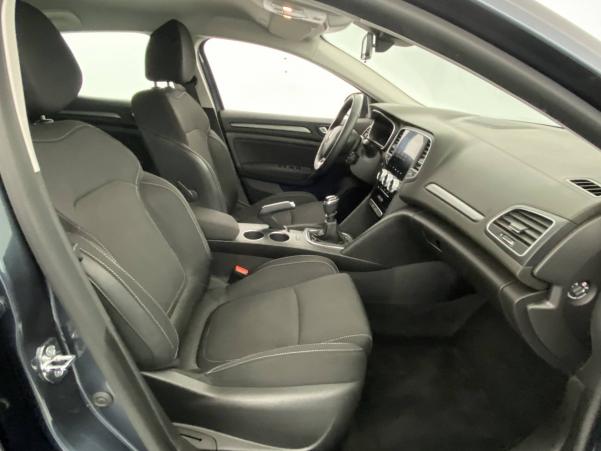 Vente en ligne Renault Megane 4 Mégane IV Berline Blue dCi 115 au prix de 17 950 €