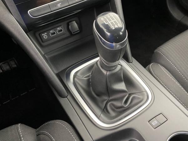 Vente en ligne Renault Megane 4 Mégane IV Berline Blue dCi 115 au prix de 17 950 €