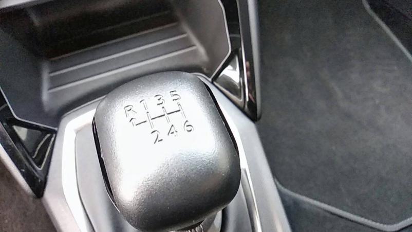 Vente en ligne Peugeot 208  PureTech 100 S&S BVM6 au prix de 19 990 €