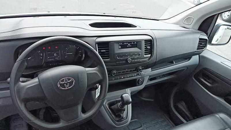 Vente en ligne Toyota Proace PROACE MEDIUM 1.5L 100 D-4D BVM6 au prix de 23 490 €