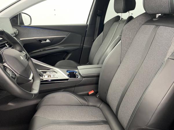 Vente en ligne Peugeot 5008  BlueHDi 130ch S&S EAT8 au prix de 36 990 €