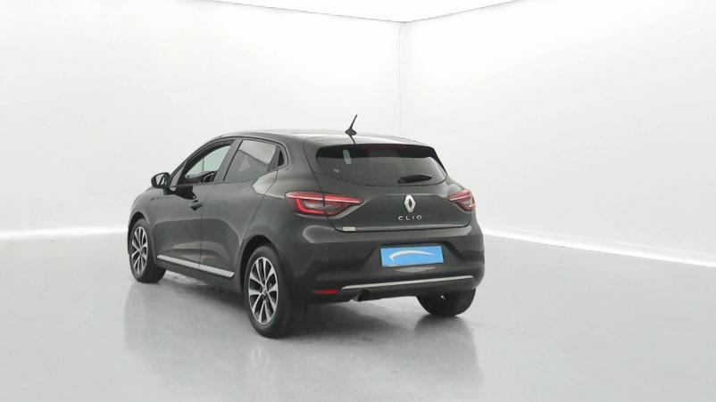 Vente en ligne Renault Clio 5 Clio Blue dCi 85 au prix de 14 490 €