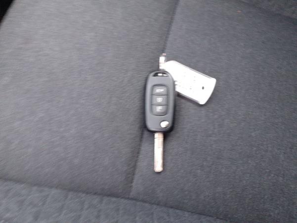 Vente en ligne Renault Clio 5 Clio E-Tech 140 - 21N au prix de 18 990 €