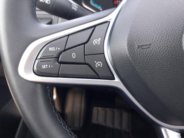 Vente en ligne Renault Clio 5 Clio E-Tech 140 - 21N au prix de 18 990 €