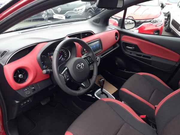 Vente en ligne Toyota Yaris Yaris Hybride 100h au prix de 18 490 €