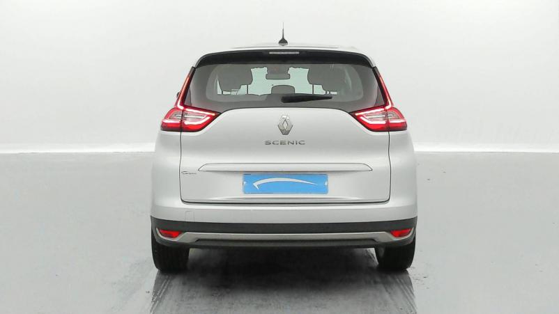 Vente en ligne Renault Grand Scenic 4 Grand Scénic dCi 110 Energy au prix de 17 990 €