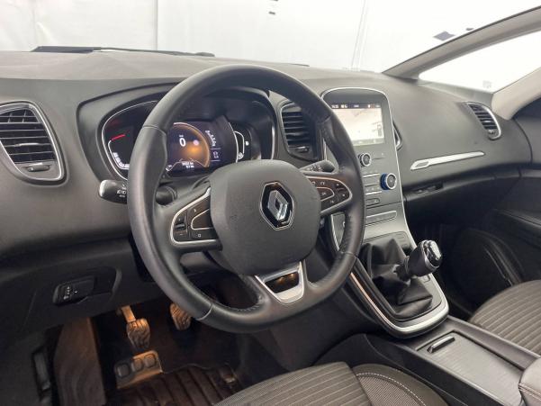 Vente en ligne Renault Grand Scenic 4 Grand Scénic dCi 110 Energy au prix de 17 990 €