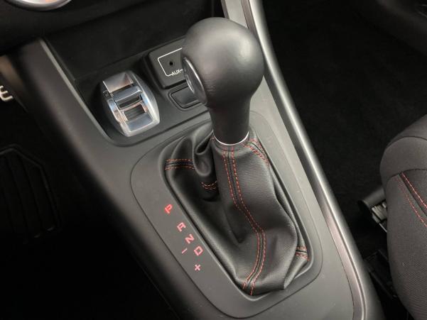 Vente en ligne Alfa Romeo Giulietta Giulietta Série 2 1.4 TB MultiAir 170 ch S&S TCT au prix de 16 990 €