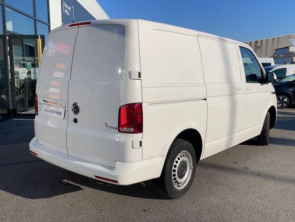 Vente en ligne Volkswagen Transporter  L1H1 2.0 TDI 150 BVM6 au prix de 35 990 €