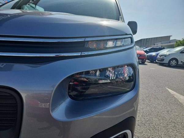 Vente en ligne Citroën Berlingo  Taille M BlueHDi 100 BVM6 au prix de 25 990 €