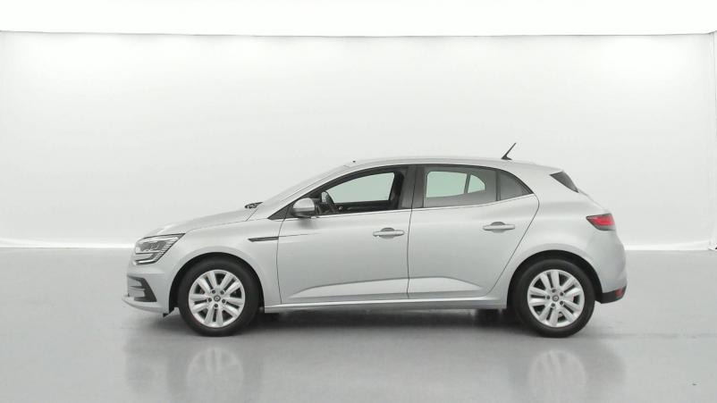 Vente en ligne Renault Megane 4 Mégane IV Berline Blue dCi 115 - 20 au prix de 18 990 €