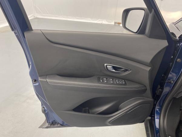 Vente en ligne Renault Scenic 4 Scenic Blue dCi 120 EDC au prix de 24 490 €