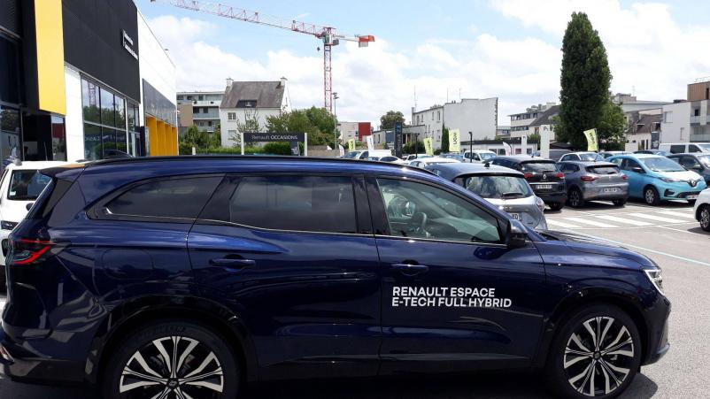 Vente en ligne Renault Nouveau Espace Espace E-Tech hybrid 200 au prix de 51 500 €