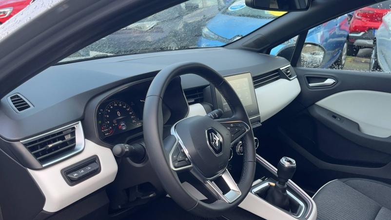 Vente en ligne Renault Clio 5 Clio TCe 90 au prix de 17 990 €